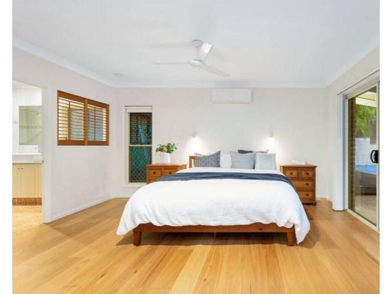 26 Forest Drive, Elanora QLD 4221