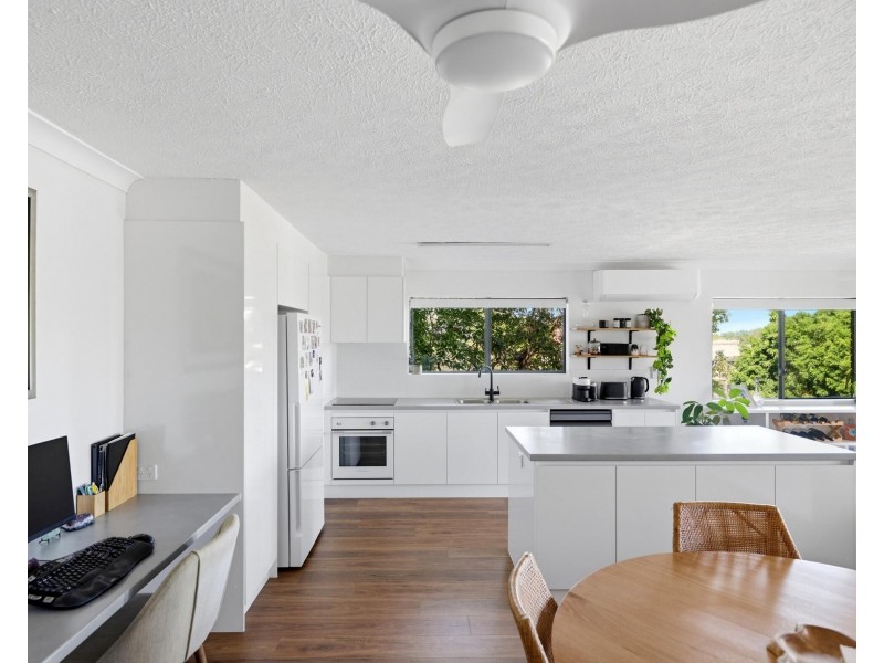 3/17 Rutledge Street, Coolangatta QLD 4225