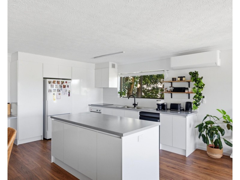 3/17 Rutledge Street, Coolangatta QLD 4225