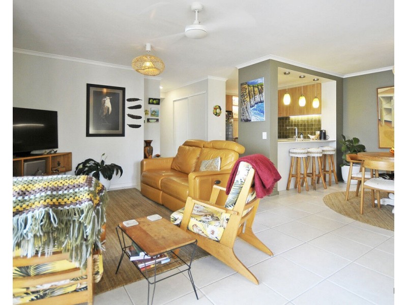 1/1198 Gold Coast Highway, Palm Beach QLD 4221