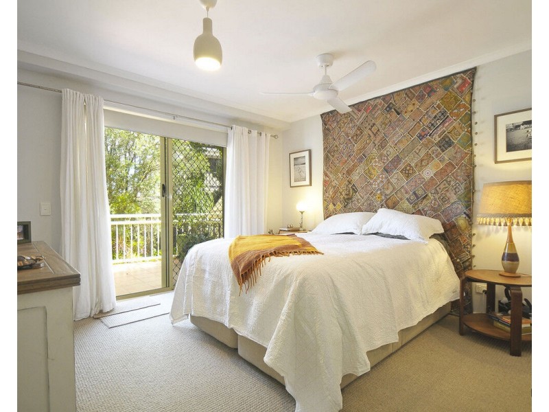 1/1198 Gold Coast Highway, Palm Beach QLD 4221