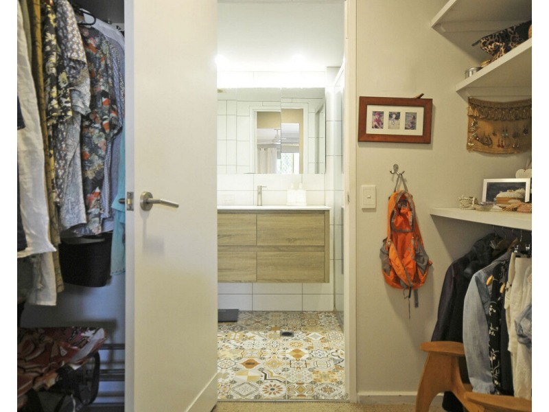 1/1198 Gold Coast Highway, Palm Beach QLD 4221