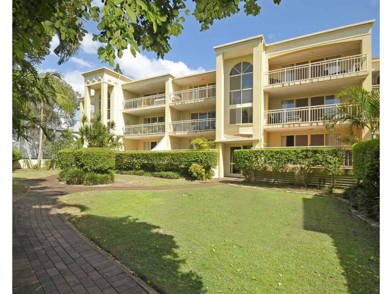 1/1198 Gold Coast Highway, Palm Beach QLD 4221