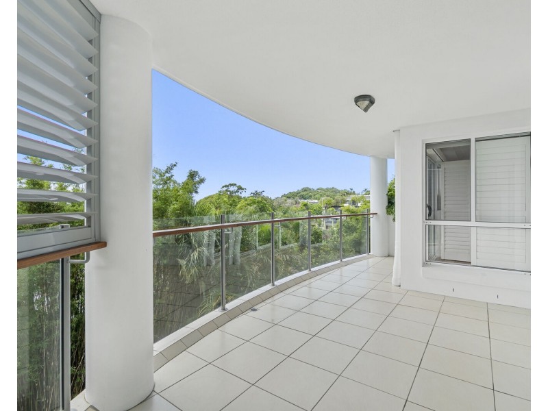 4/50-52 Rutledge Street, Coolangatta QLD 4225