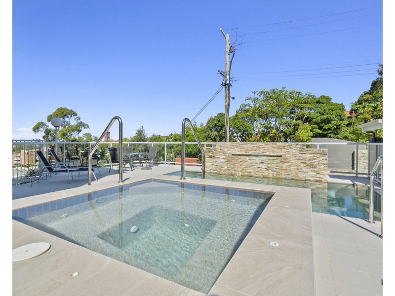 2/129-131 Musgrave Street, Coolangatta QLD 4225