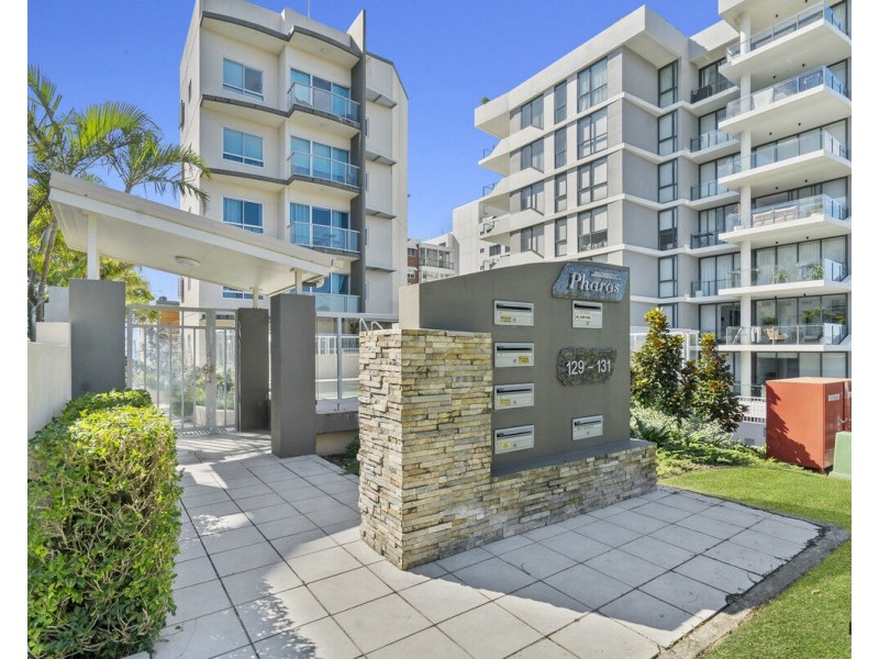 2/129-131 Musgrave Street, Coolangatta QLD 4225