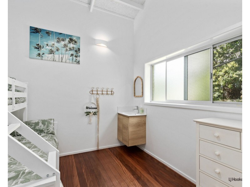 64 Woodgee Street, Currumbin QLD 4223