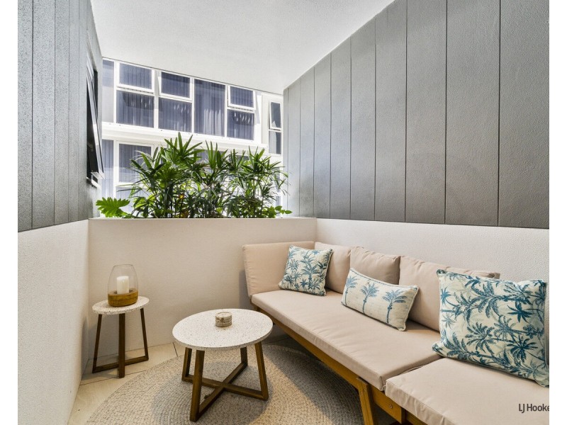 304/100 Musgrave Street, Coolangatta QLD 4225