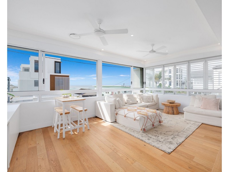 232 Jefferson Lane, Palm Beach QLD 4221