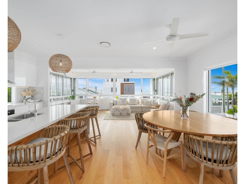 232 Jefferson Lane, Palm Beach QLD 4221