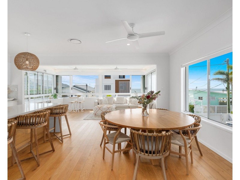 232 Jefferson Lane, Palm Beach QLD 4221