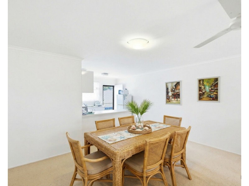 6/16 Coyne Street, Coolangatta QLD 4225