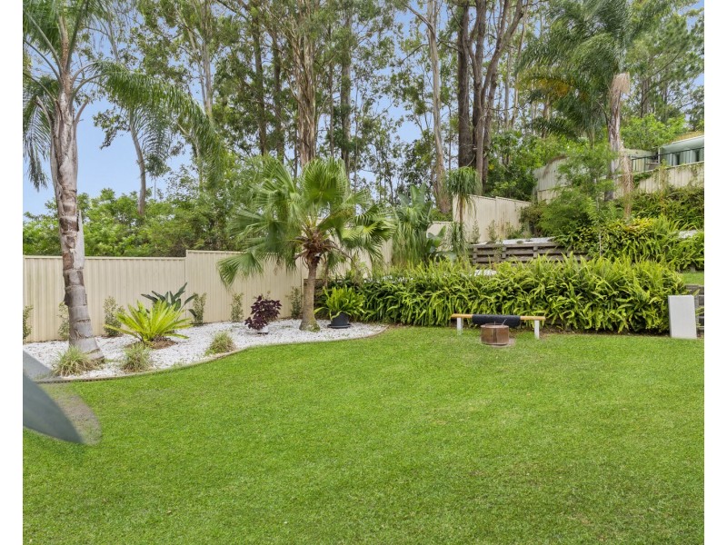 39 Darnel Street, Elanora QLD 4221