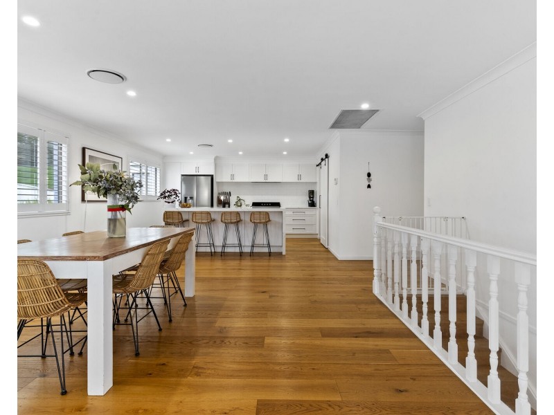 39 Darnel Street, Elanora QLD 4221