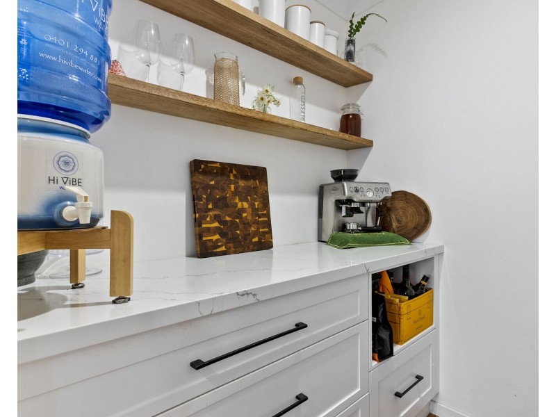 39 Darnel Street, Elanora QLD 4221