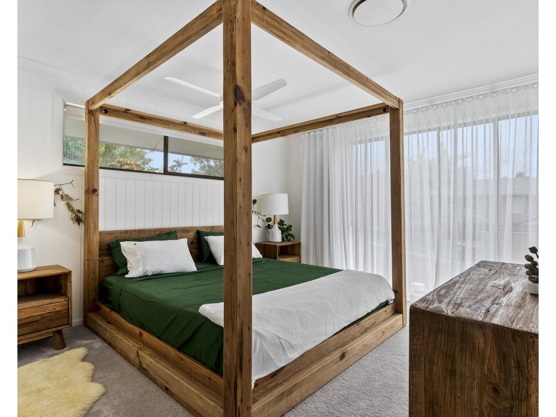 39 Darnel Street, Elanora QLD 4221