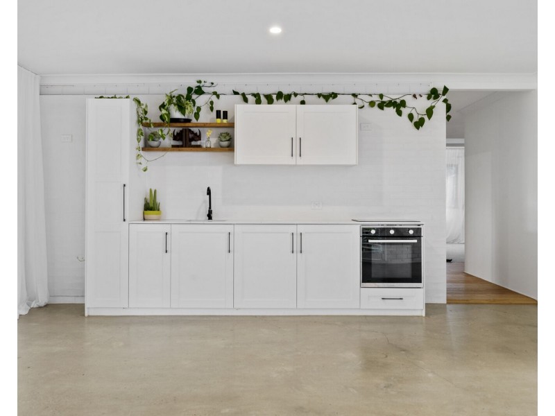 39 Darnel Street, Elanora QLD 4221