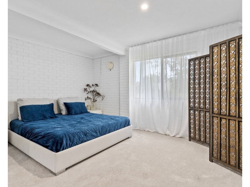 39 Darnel Street, Elanora QLD 4221