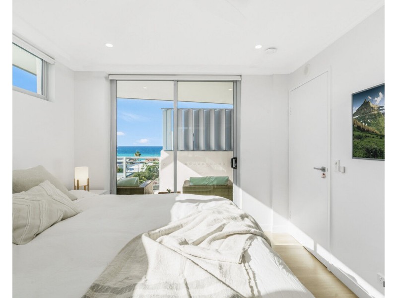 1601/10 Fifth Avenue, Palm Beach QLD 4221