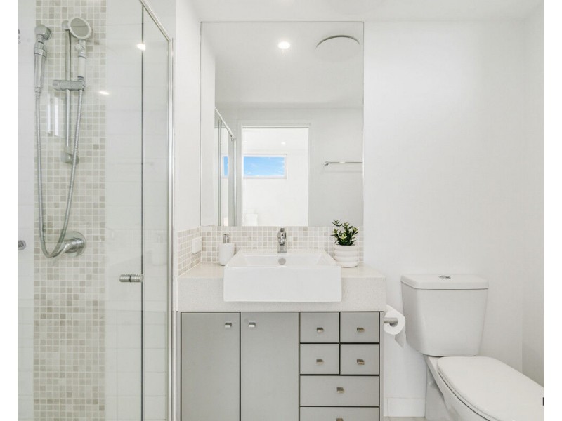 1601/10 Fifth Avenue, Palm Beach QLD 4221