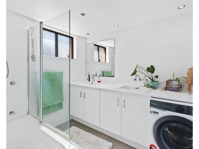 4/1374 Gold Coast Highway, Palm Beach QLD 4221