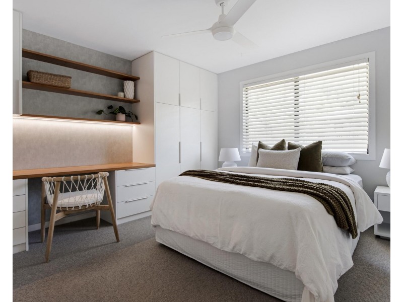 36 Sawtell Drive, Currumbin Waters QLD 4223