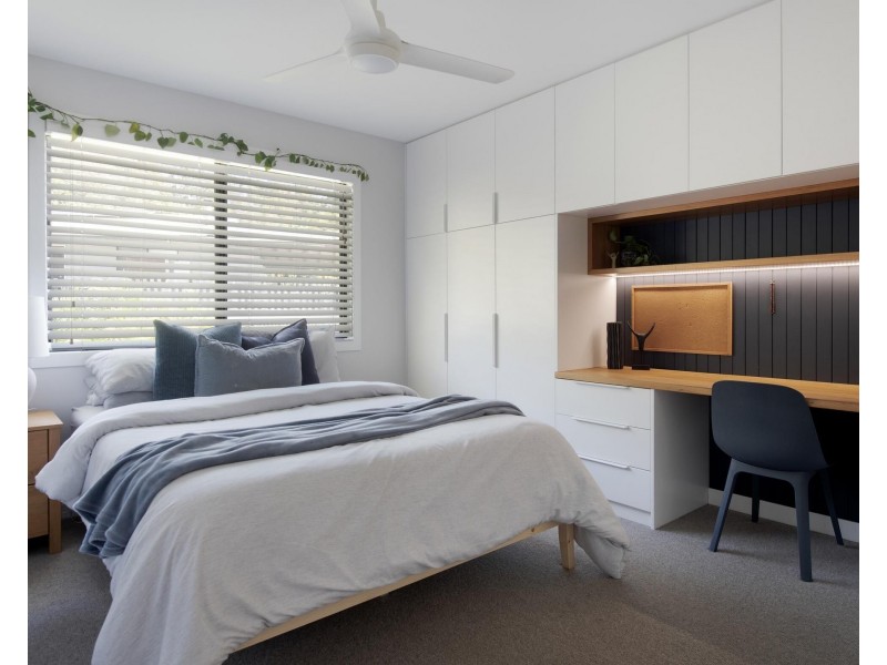 36 Sawtell Drive, Currumbin Waters QLD 4223