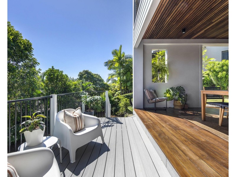 36 Sawtell Drive, Currumbin Waters QLD 4223