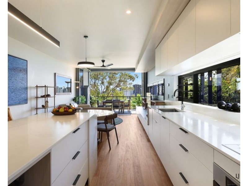 302/24 East Street, Burleigh Heads QLD 4220