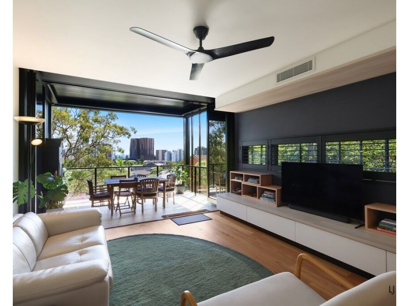 302/24 East Street, Burleigh Heads QLD 4220