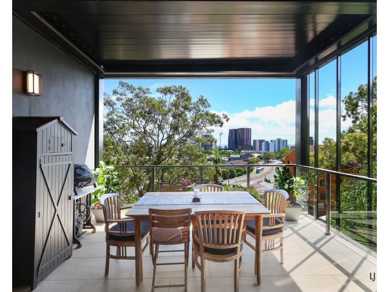 302/24 East Street, Burleigh Heads QLD 4220