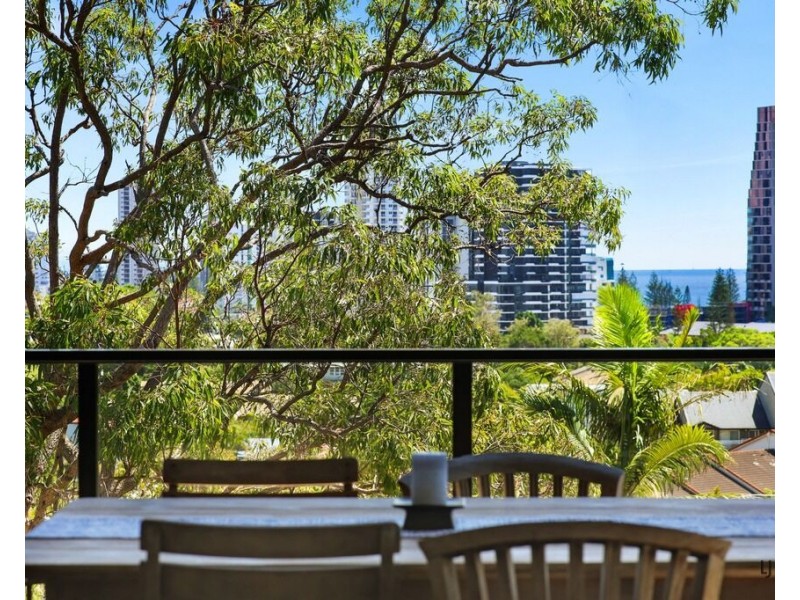 302/24 East Street, Burleigh Heads QLD 4220