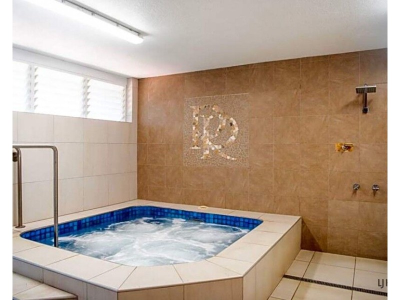 4/828 Pacific Parade, Currumbin QLD 4223