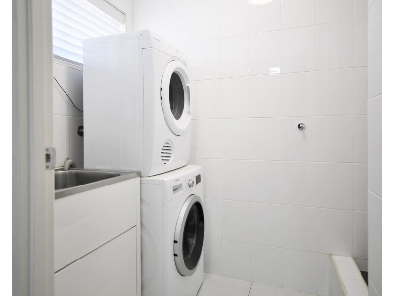 4/69 Golden Four Drive, Bilinga QLD 4225