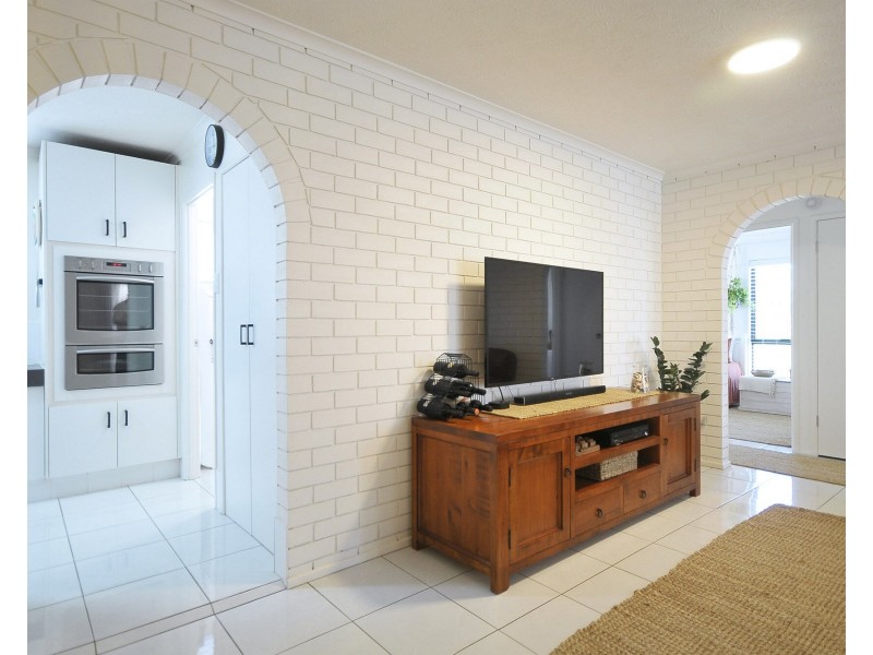 4/69 Golden Four Drive, Bilinga QLD 4225