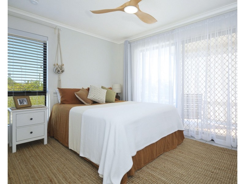 4/69 Golden Four Drive, Bilinga QLD 4225