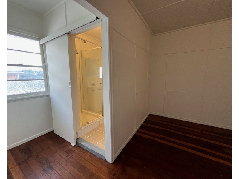 2/12 Haig Street, Coolangatta QLD 4225