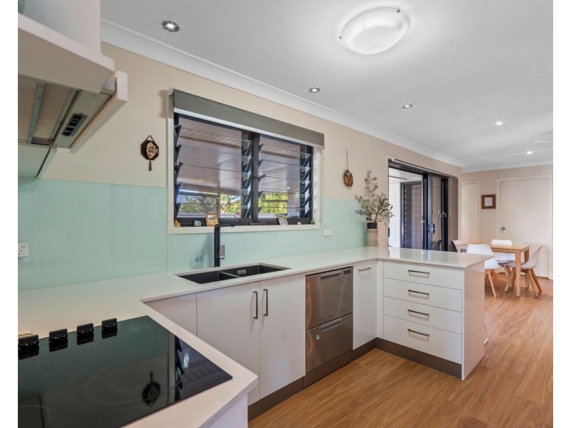 10 Ellioh Court, Elanora QLD 4221