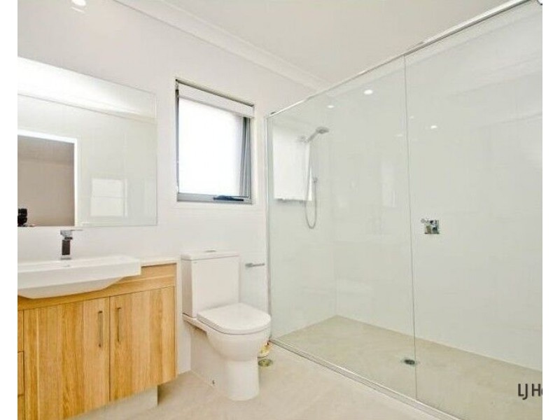 21/156 Marina Quays Boulevard, Hope Island QLD 4212