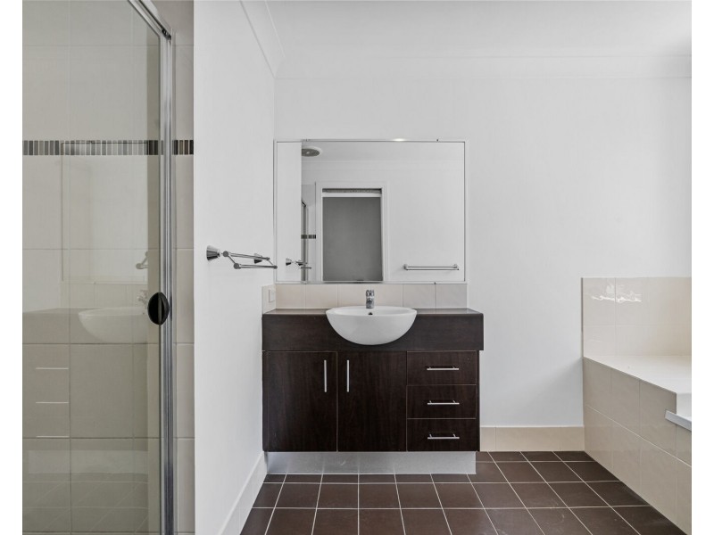 3 Kershan Street, Mudgeeraba QLD 4213