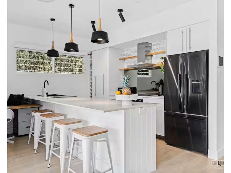 23 Twenty Seventh Avenue, Palm Beach QLD 4221