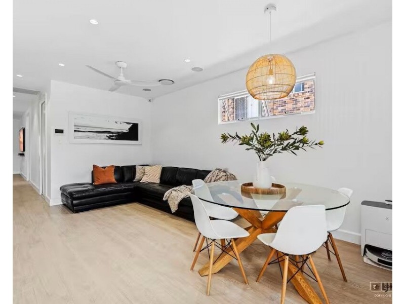 23 Twenty Seventh Avenue, Palm Beach QLD 4221