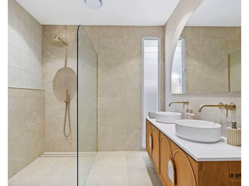 23 Twenty Seventh Avenue, Palm Beach QLD 4221