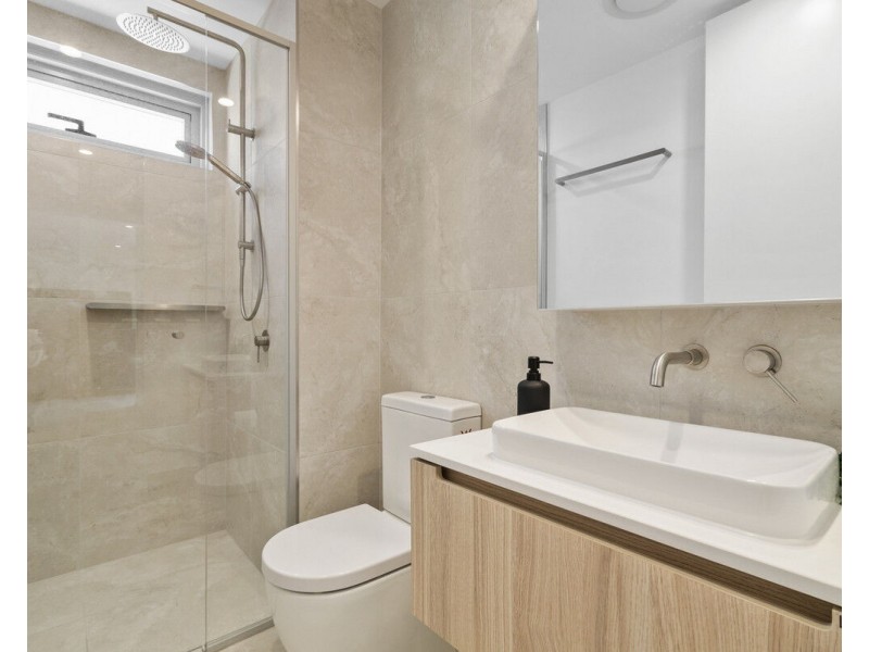 108/1 Tenth Avenue, Palm Beach QLD 4221