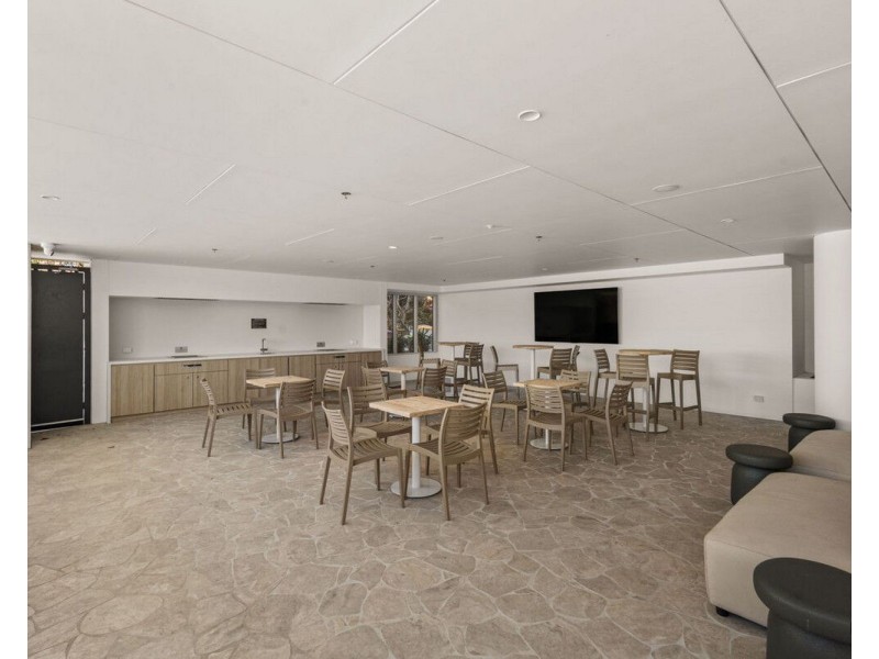 108/1 Tenth Avenue, Palm Beach QLD 4221