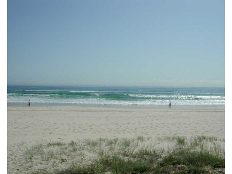 1/9 Twelfth Avenue, Palm Beach QLD 4221