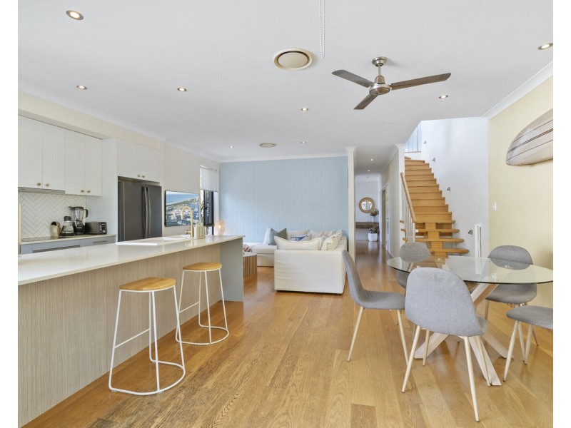 127b Townson Avenue, Palm Beach QLD 4221