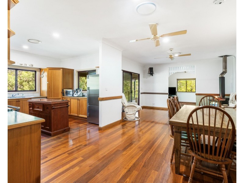 11 Koombahla Drive, Tallebudgera QLD 4228