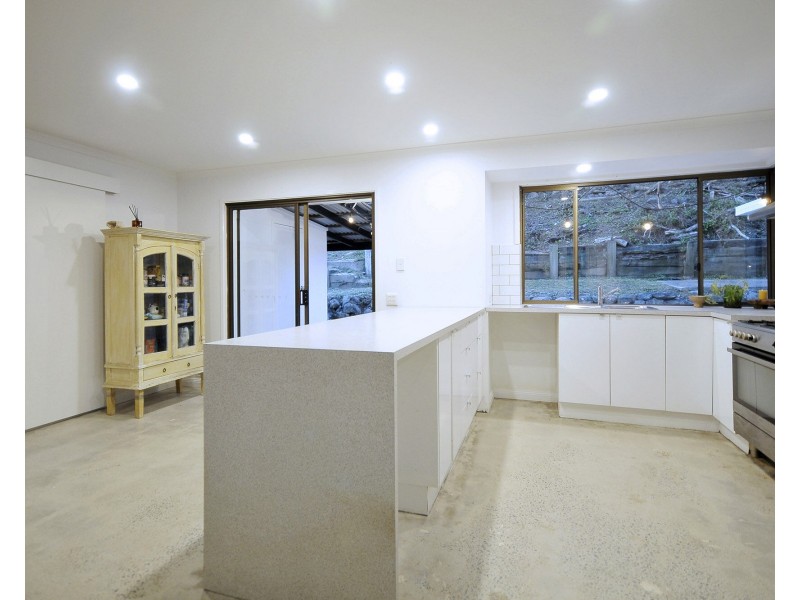 24 Balsa Street, Elanora QLD 4221