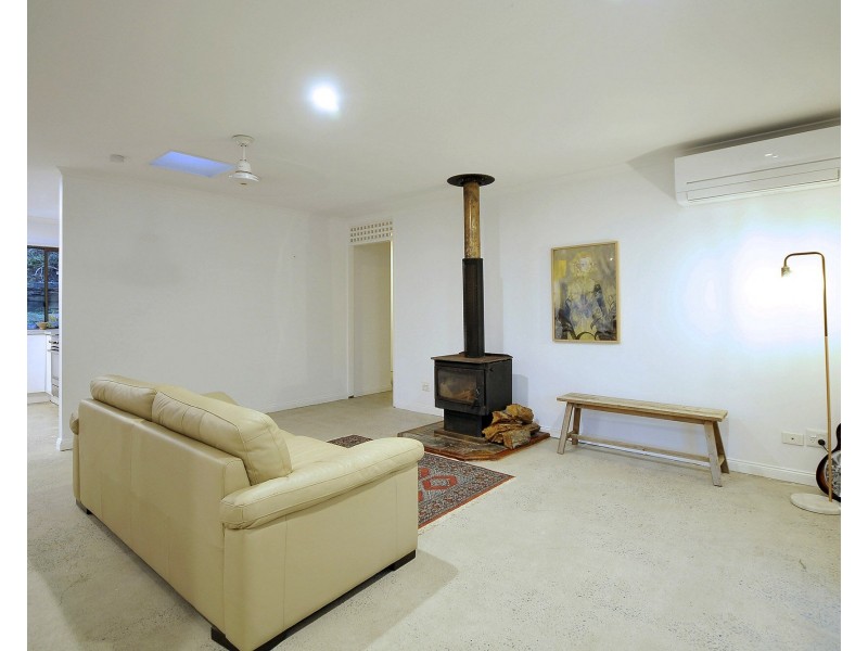 24 Balsa Street, Elanora QLD 4221